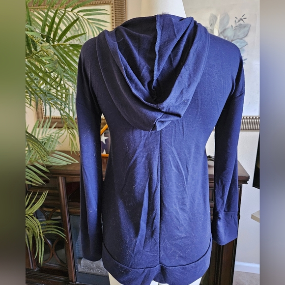 Hoodie Shirt Longsleeve Blue  Pull string with Silver accent eyelets - Picture 6 of 7